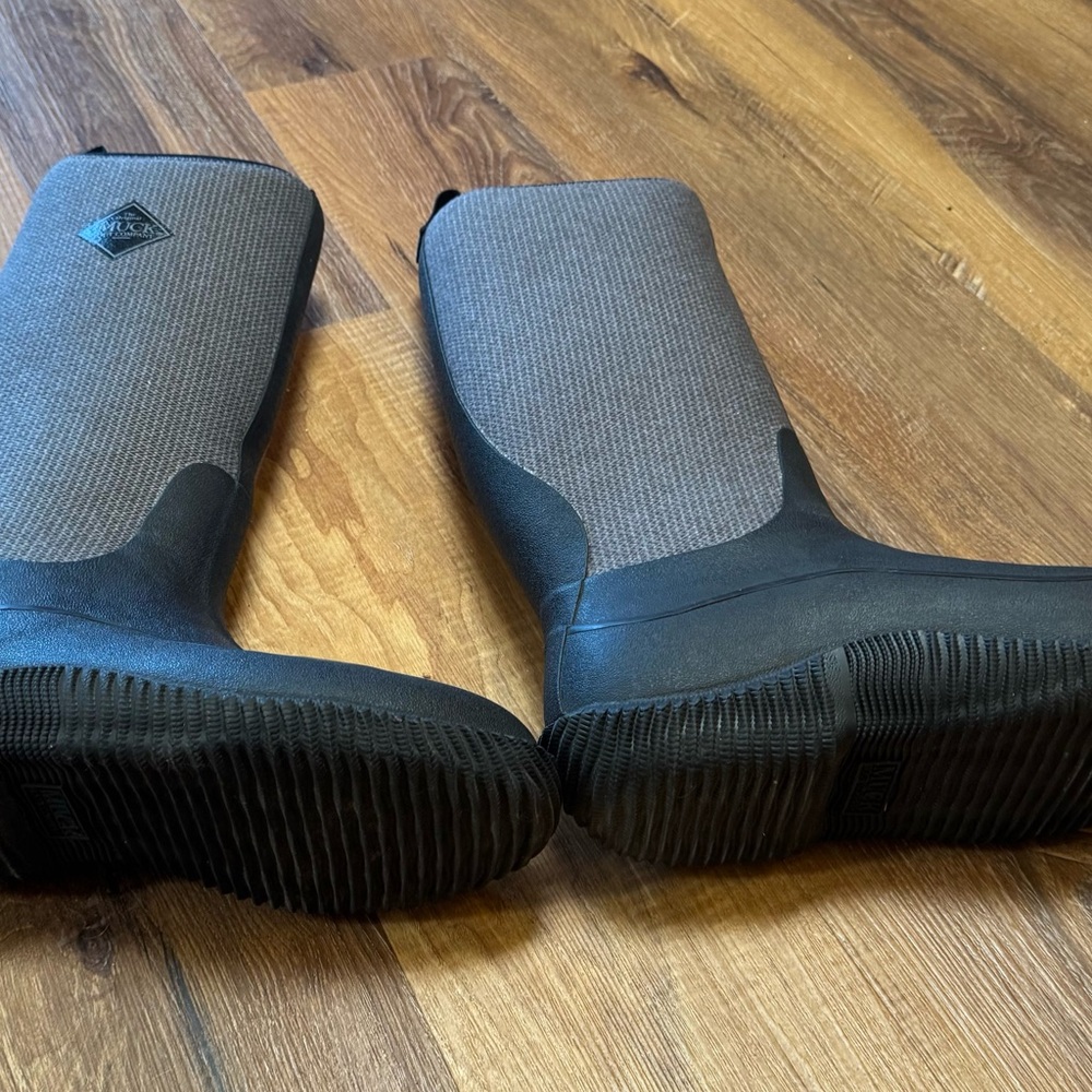 Muck Stylish Black and Gray Tall Boots - Picture 5 of 5